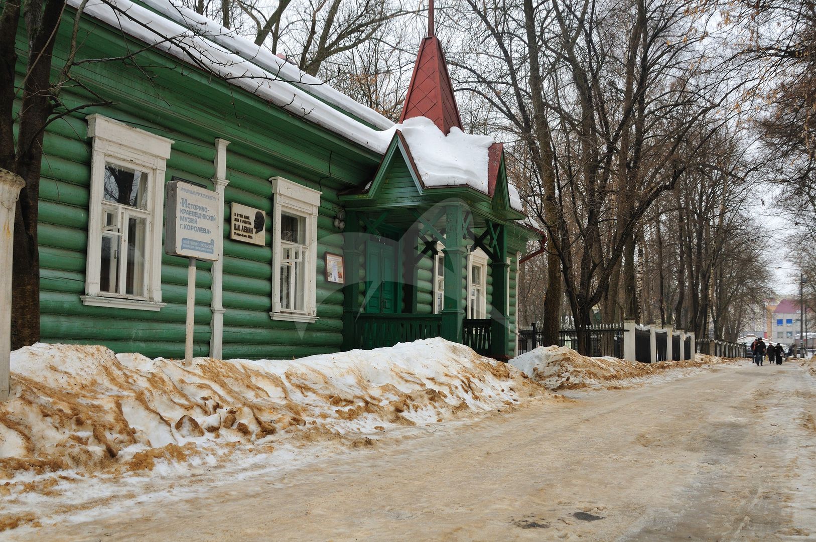 Кто работал сиделкой в доме святого освальда для старых ведьм и волшебников