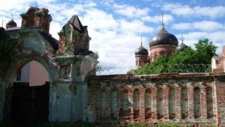 Ворота, ограда и башни, вторая половина XIX в., Спасо-Преображенский Гуслицкий монастырь