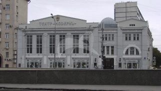 Здание бывшей Хлебной биржи, в которой в 1918-1920 гг. Ленин Владимир Ильич неоднократно выступал на различных собраниях и митингах
