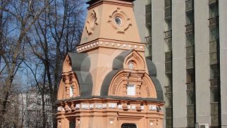 Часовня-памятник над могилой А.А. Смирновой, 1893 г., арх. И.Г. Владимиров, Скорбященский монастырь