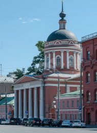Церковь Ивана Богослова под Вязом, 1825-1827 гг.