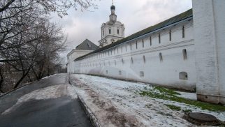 Сохранившиеся части стен и башен, XVII-XVIII вв., ансамбль Андроникова монастыря