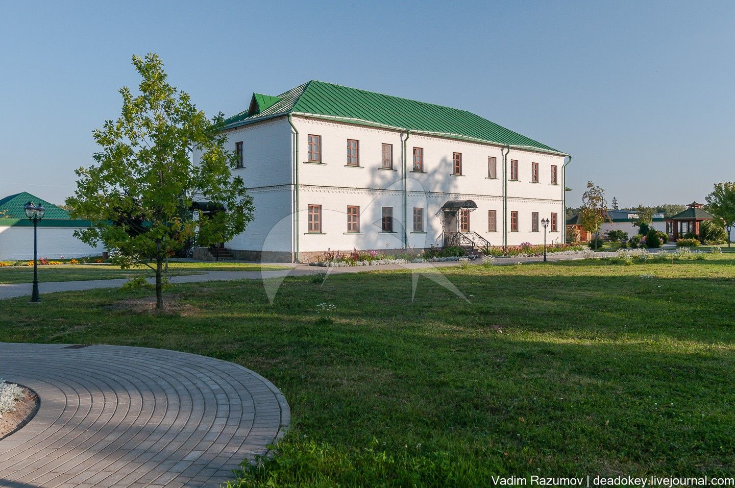 Корпус келейный с живописной мастерской, ансамбль Аносино-Борисоглебского монастыря