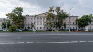 Три корпуса казарм, 1807-1809 гг. арх. М.Ф. Казаков, комплекс Хамовнических казарм