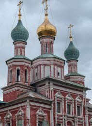Покровская церковь над южными воротами, 1625-1677 гг., ансамбль Новодевичьего монастыря