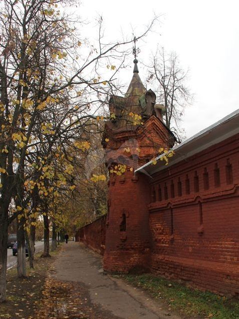 Ограда с воротами и башнями, 1879-1899 гг., Троицкий-Мариинский монастырь