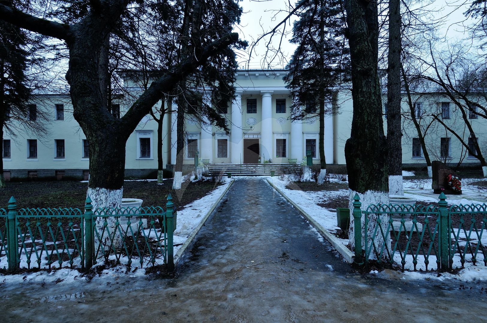 Здание театра, 1810 г., усадьба Пехра-Яковлевская