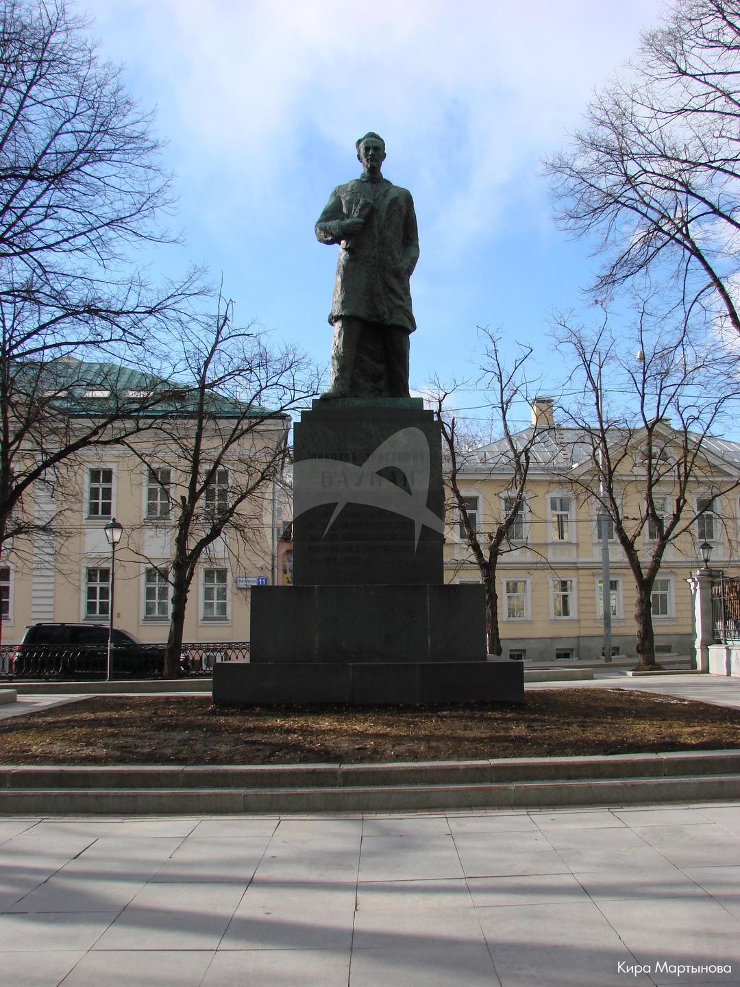 Памятник Н.Э. Бауману, 1931 г., ск. Б.Д. Королев, бронза, гранит
