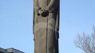 Памятник К.А. Тимирязеву, 1923 г., ск. С.Д. Меркуров, арх. Д.П. Осипов, гранит